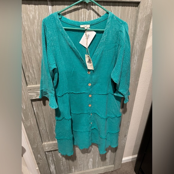 easel Dresses & Skirts - Easel dress